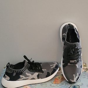 Nautica Slip-On Sneakers